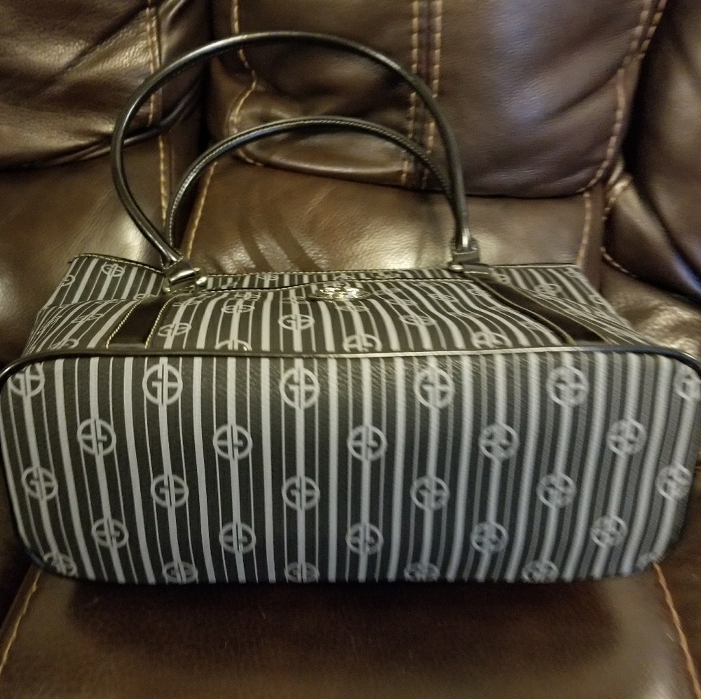 Bag - Picture 3 of 6